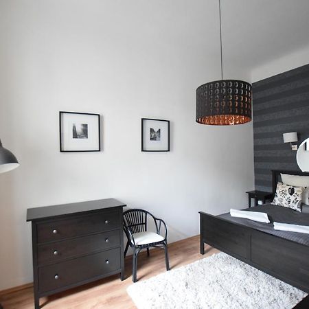 Luxury Apartment by Hi5-Városház Suite Budapeste Exterior foto